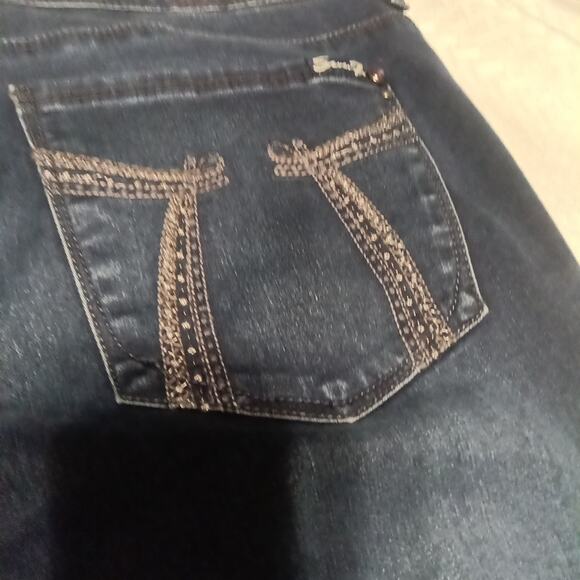 Seven7 Women's Blue Jeans Rocker Slim Size 14 Dark Wash Low Rise Boot Cut - Picture 7 of 11